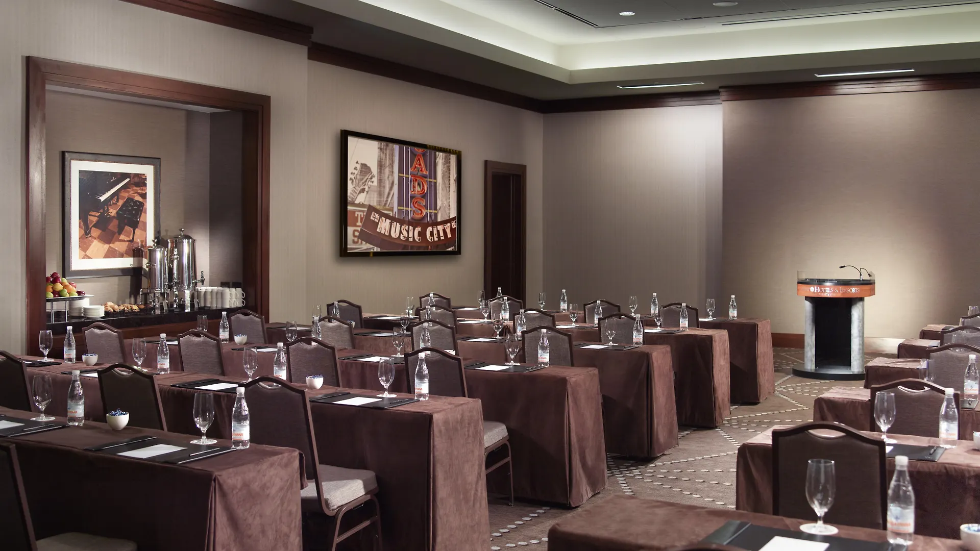 ****  Omni Nashville Hotel United States