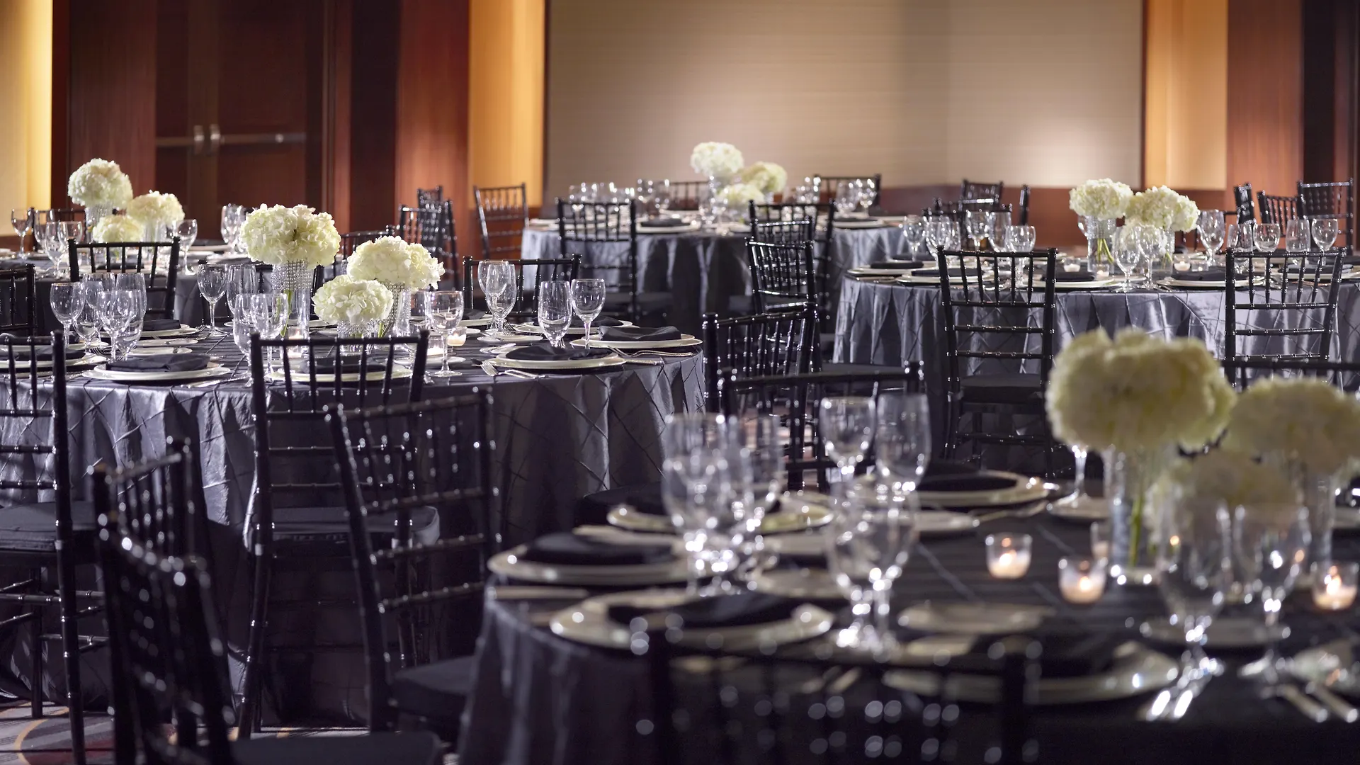 ****  Omni Nashville Hotel USA